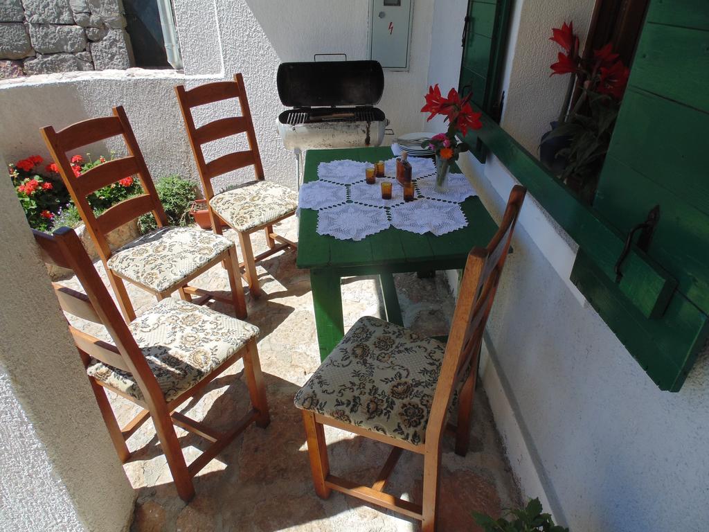 Holiday Home Paklenica Starigrad Paklenica Eksteriør bilde
